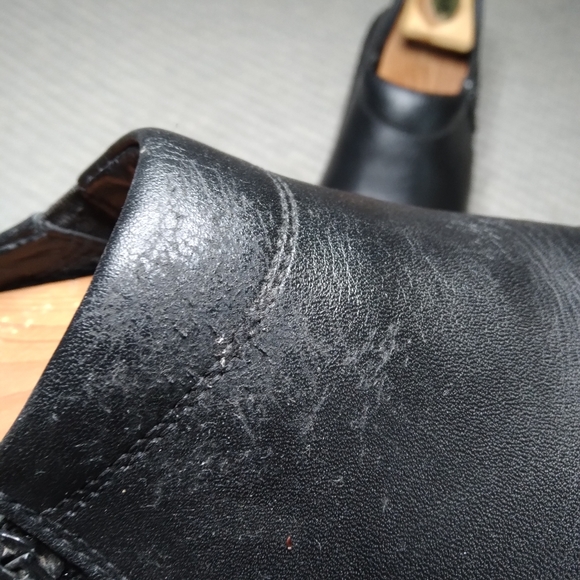 Naot black shoe, zipper - Picture 3 of 9